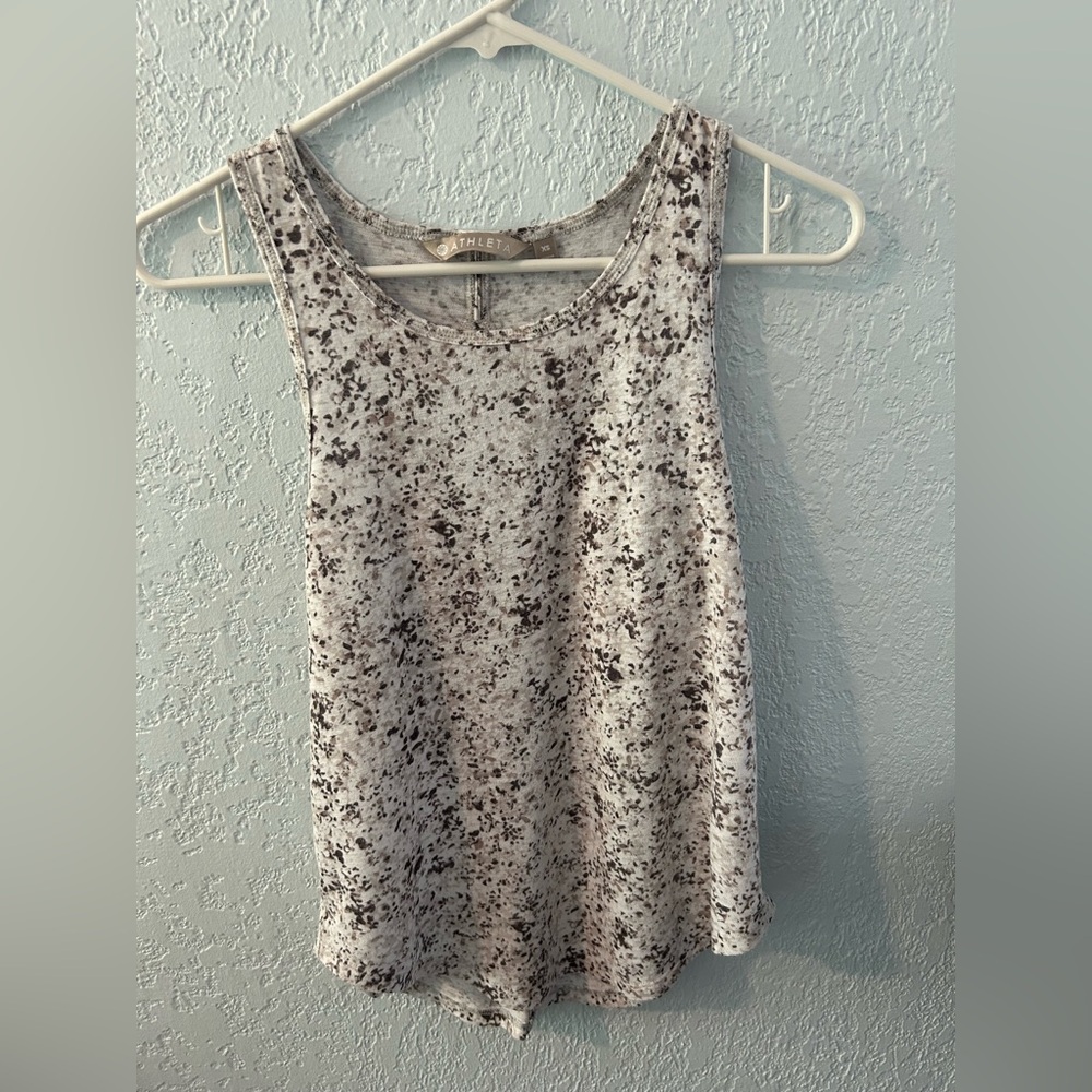 Athleta Modal Tank with cute open back Design
